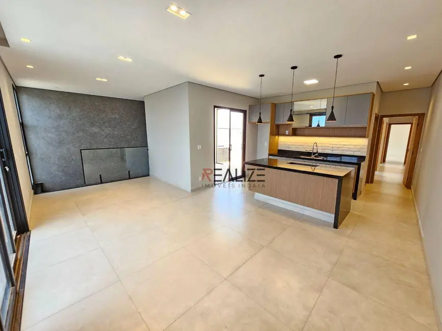 Casa de Condomínio com 3 quartos à venda, 208m2 em Indaiatuba - SP - imagem 3 Foto 3 de Casa de Condomínio com 3 quartos à venda, 208m2 em Indaiatuba - SP