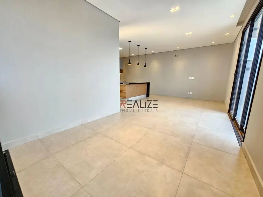 Casa de Condomínio com 3 quartos à venda, 208m2 em Indaiatuba - SP - imagem 4 Foto 4 de Casa de Condomínio com 3 quartos à venda, 208m2 em Indaiatuba - SP