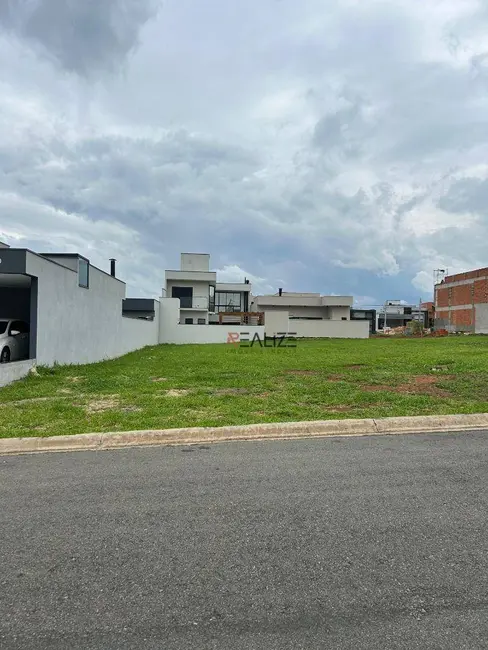 Foto 2 de Terreno / Lote à venda, 370m2 em Indaiatuba - SP