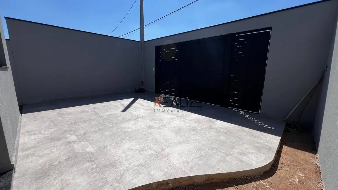 Foto 2 de Casa com 3 quartos à venda, 150m2 em Indaiatuba - SP