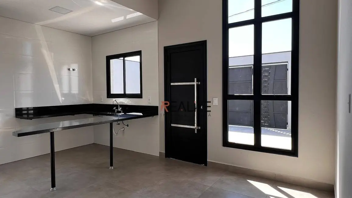 Foto 4 de Casa com 3 quartos à venda, 150m2 em Indaiatuba - SP