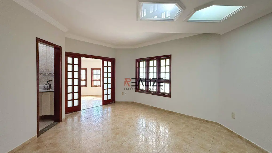 Foto 6 de Casa com 4 quartos à venda, 250m2 em Jardim Regina, Indaiatuba - SP