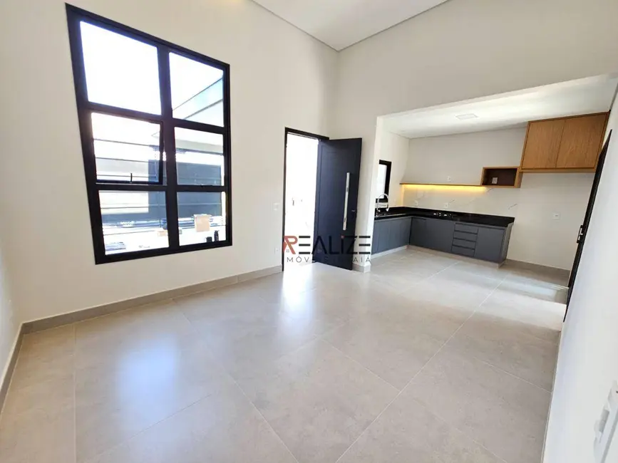 Foto 1 de Casa com 3 quartos à venda, 150m2 em Indaiatuba - SP