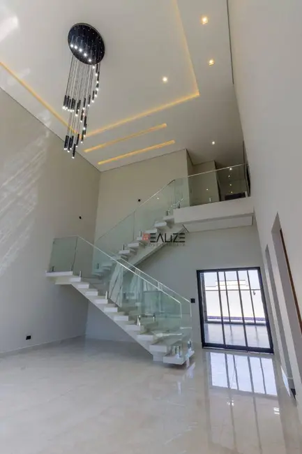 Foto 4 de Sobrado com 3 quartos à venda, 300m2 em Indaiatuba - SP