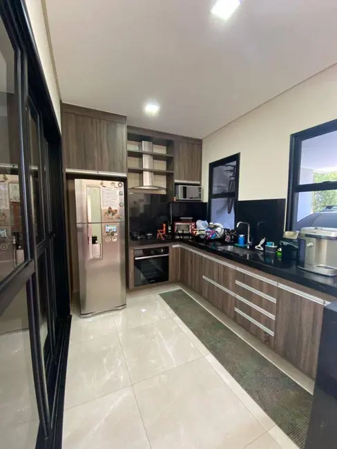 Foto 6 de Casa de Condomínio com 3 quartos à venda, 200m2 em Jardim Bréscia, Indaiatuba - SP