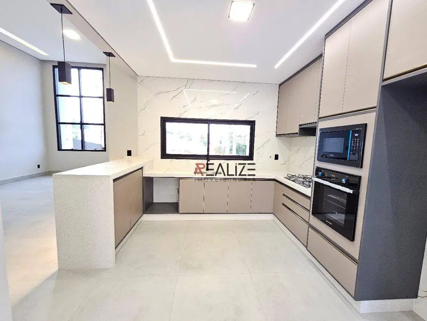 Casa de Condomínio com 3 quartos à venda, 215m2 em Indaiatuba - SP - imagem 7 Foto 7 de Casa de Condomínio com 3 quartos à venda, 215m2 em Indaiatuba - SP