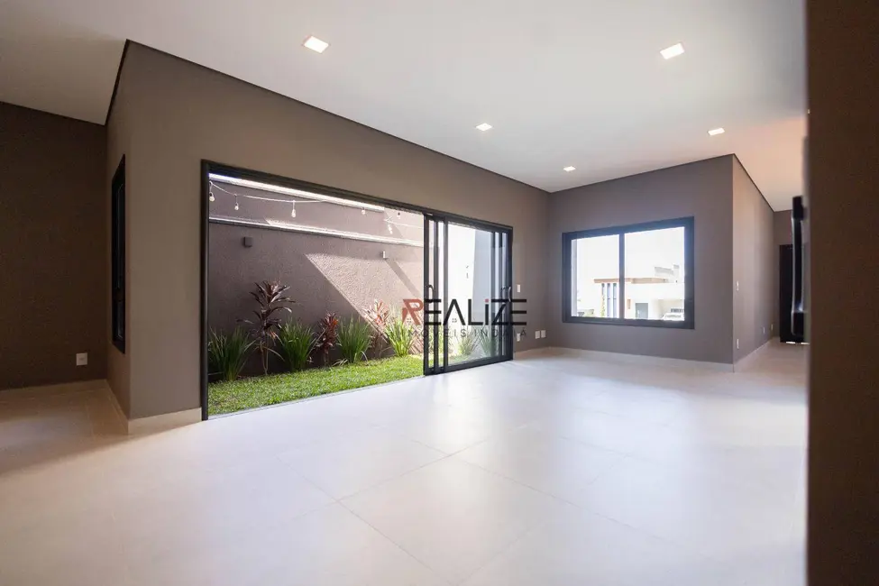 Foto 7 de Sobrado com 3 quartos à venda, 200m2 em Indaiatuba - SP