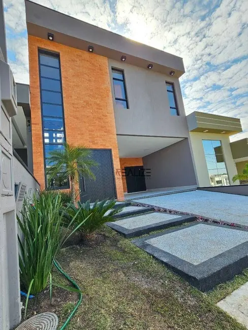 Foto 1 de Sobrado com 3 quartos à venda, 200m2 em Indaiatuba - SP