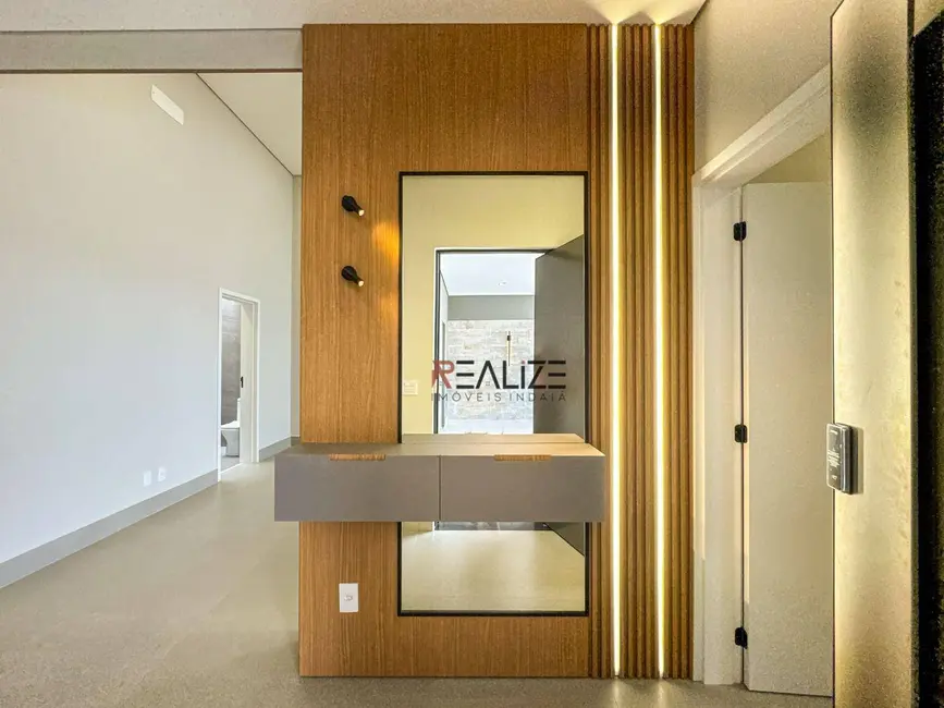 Casa de Condomínio com 3 quartos à venda, 300m2 em Indaiatuba - SP - imagem 3 Foto 3 de Casa de Condomínio com 3 quartos à venda, 300m2 em Indaiatuba - SP