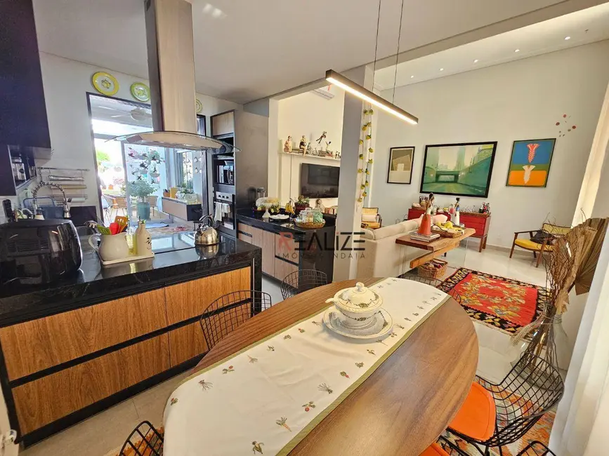 Foto 8 de Casa de Condomínio com 3 quartos à venda, 200m2 em Jardim Bréscia, Indaiatuba - SP