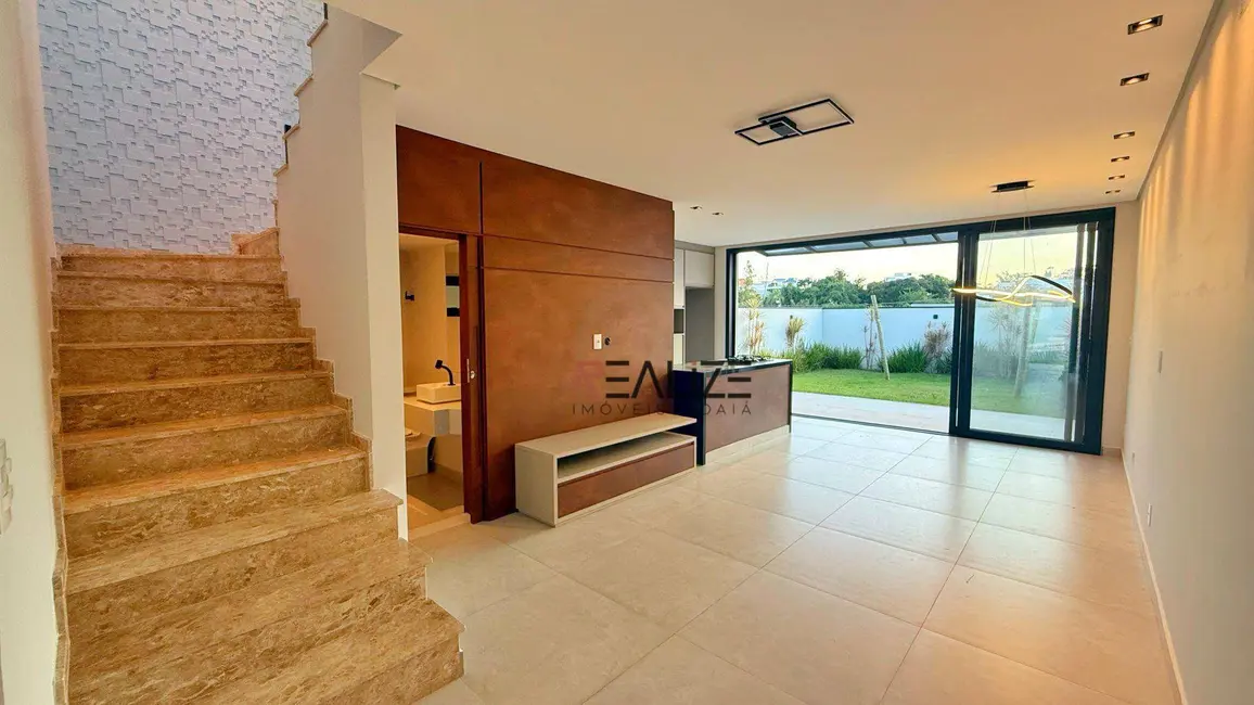 Foto 4 de Sobrado com 3 quartos à venda, 216m2 em Indaiatuba - SP