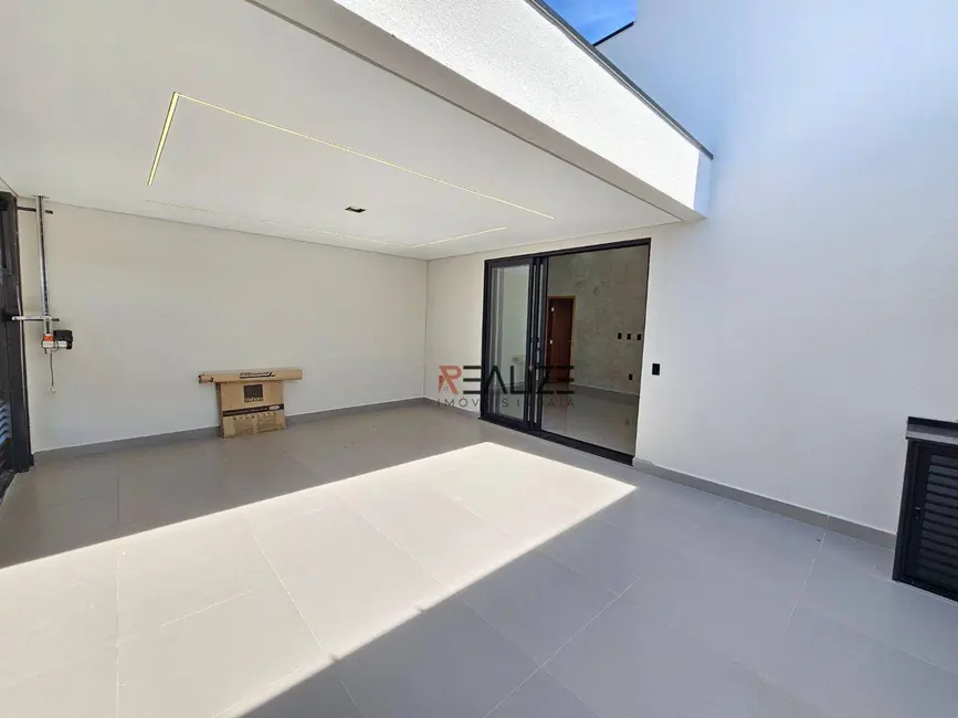 Foto 2 de Casa com 3 quartos à venda, 150m2 em Indaiatuba - SP