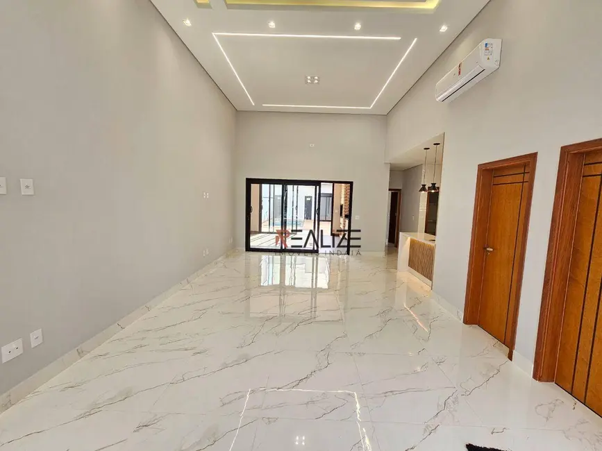 Foto 4 de Casa de Condomínio com 4 quartos à venda, 395m2 em Jardim Residencial Dona Lucilla, Indaiatuba - SP