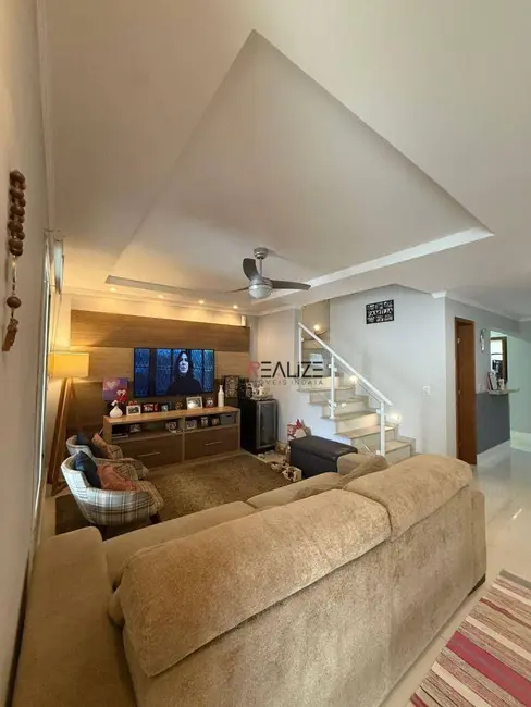 Foto 3 de Sobrado com 3 quartos à venda, 117m2 em Indaiatuba - SP