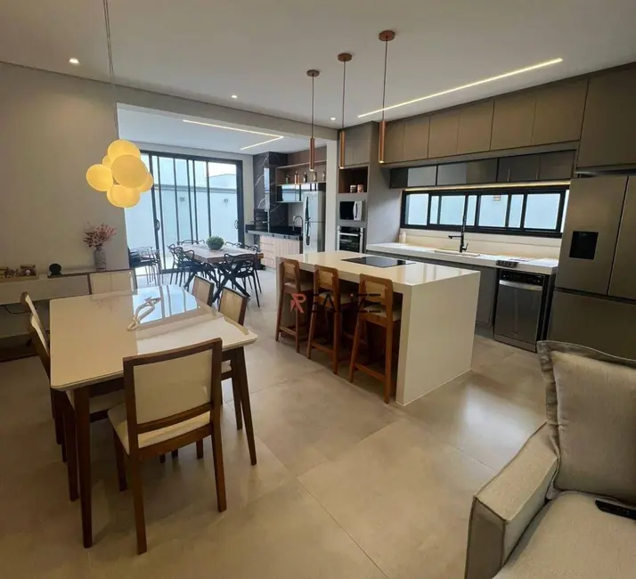 Foto 1 de Sobrado com 3 quartos à venda, 150m2 em Jardins do Império, Indaiatuba - SP