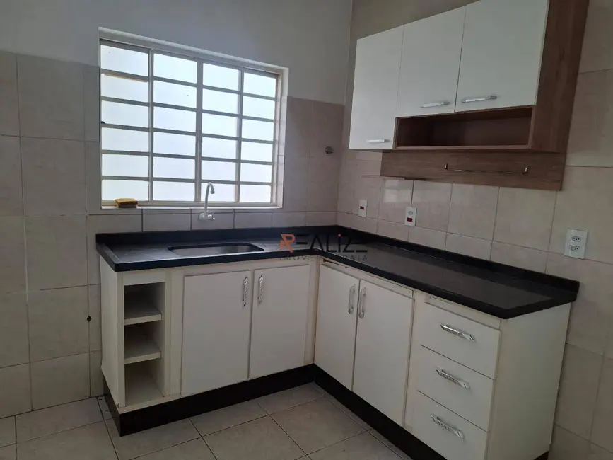 Foto 6 de Casa com 2 quartos à venda, 175m2 em Residencial Santa Madre Paulina, Salto - SP
