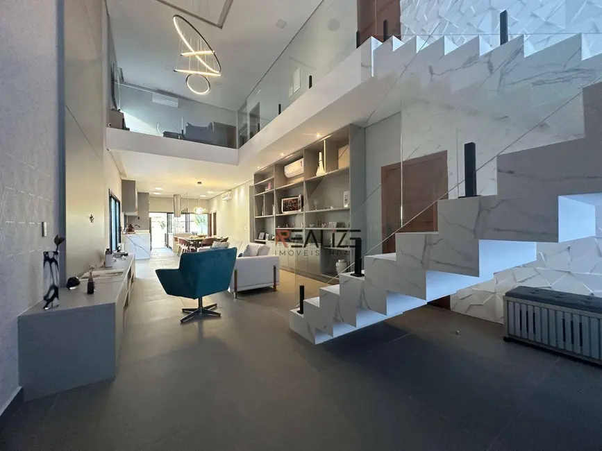 Foto 2 de Sobrado com 4 quartos à venda, 490m2 em Jardim Residencial Helvétia Park I, Indaiatuba - SP