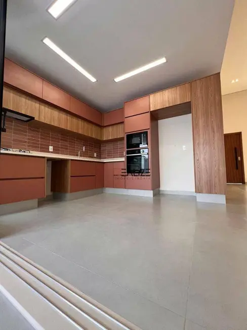 Casa de Condomínio com 3 quartos à venda, 300m2 em Indaiatuba - SP - imagem 5 Foto 5 de Casa de Condomínio com 3 quartos à venda, 300m2 em Indaiatuba - SP