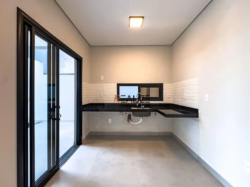 Foto 8 de Casa com 3 quartos à venda, 150m2 em Indaiatuba - SP