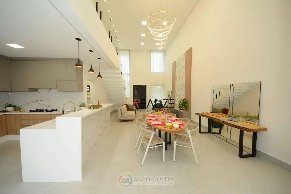 Foto 6 de Sobrado com 3 quartos à venda, 300m2 em Indaiatuba - SP