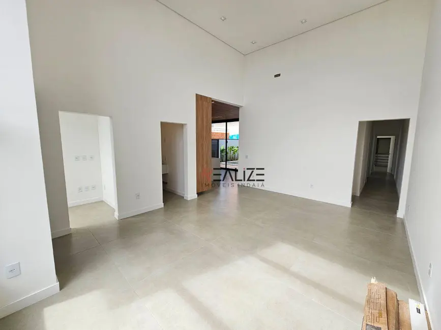 Casa de Condomínio com 3 quartos à venda, 300m2 em Indaiatuba - SP - imagem 3 Foto 3 de Casa de Condomínio com 3 quartos à venda, 300m2 em Indaiatuba - SP