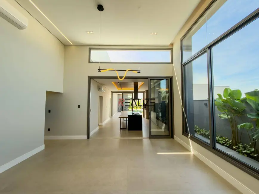 Casa de Condomínio com 4 quartos à venda, 490m2 em Jardim Residencial Helvétia Park II, Indaiatuba - SP - imagem 8 Foto 8 de Casa de Condomínio com 4 quartos à venda, 490m2 em Jardim Residencial Helvétia Park II, Indaiatuba - SP