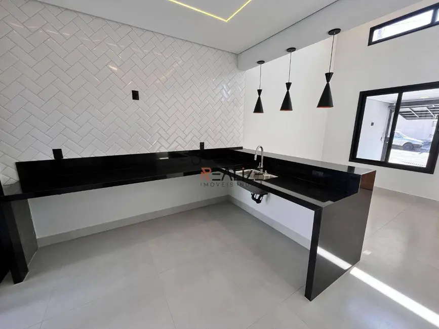 Foto 9 de Casa com 3 quartos à venda, 150m2 em Indaiatuba - SP