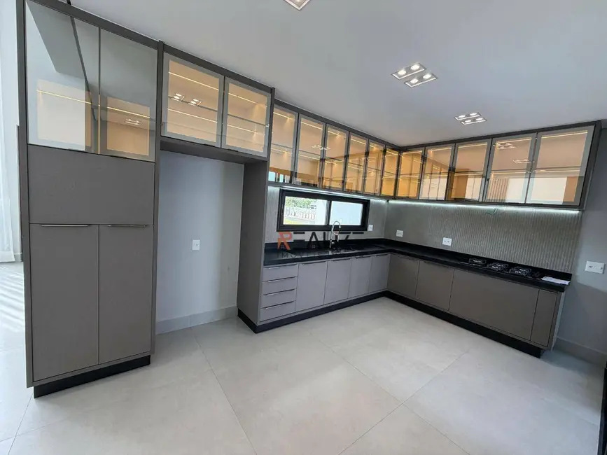 Foto 5 de Casa de Condomínio com 3 quartos à venda, 300m2 em Indaiatuba - SP