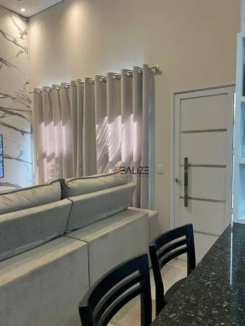 Foto 3 de Casa com 2 quartos à venda, 150m2 em Indaiatuba - SP