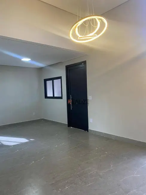 Foto 3 de Casa com 3 quartos à venda, 150m2 em Indaiatuba - SP