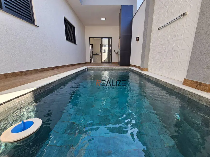 Foto 1 de Casa com 3 quartos à venda, 150m2 em Indaiatuba - SP