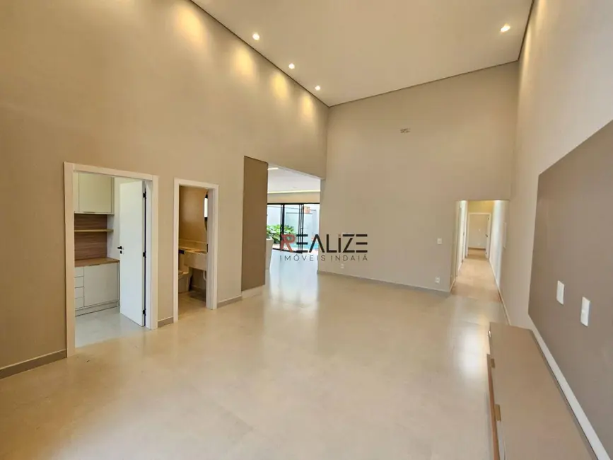 Casa de Condomínio com 3 quartos à venda, 300m2 em Indaiatuba - SP - imagem 3 Foto 3 de Casa de Condomínio com 3 quartos à venda, 300m2 em Indaiatuba - SP