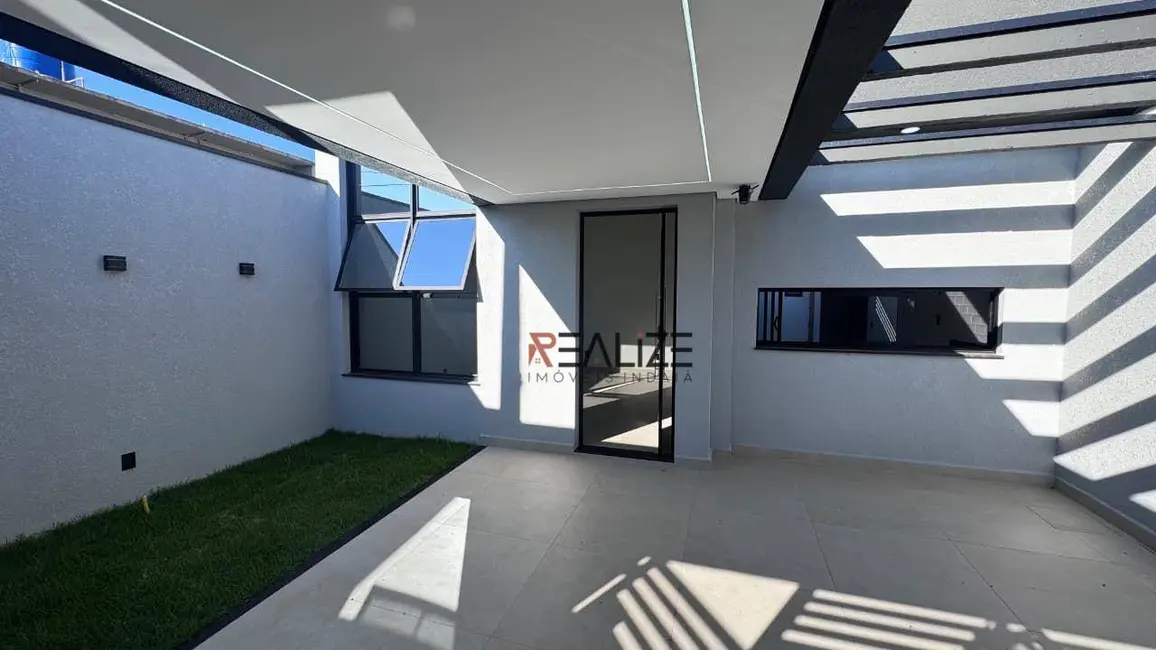 Foto 1 de Casa com 3 quartos à venda, 150m2 em Indaiatuba - SP