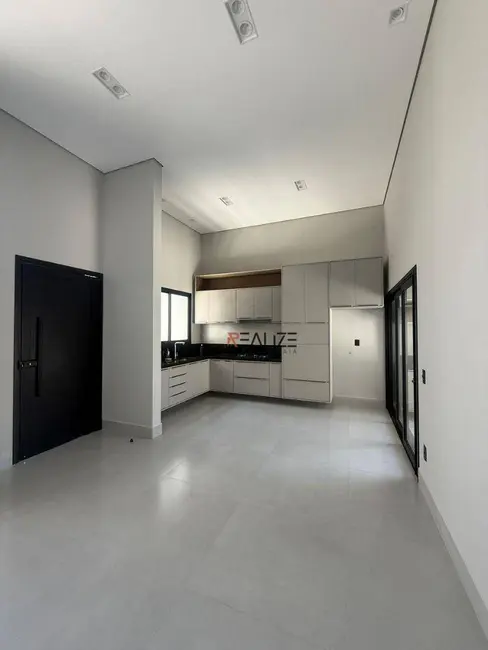 Foto 6 de Casa com 3 quartos à venda, 150m2 em Indaiatuba - SP