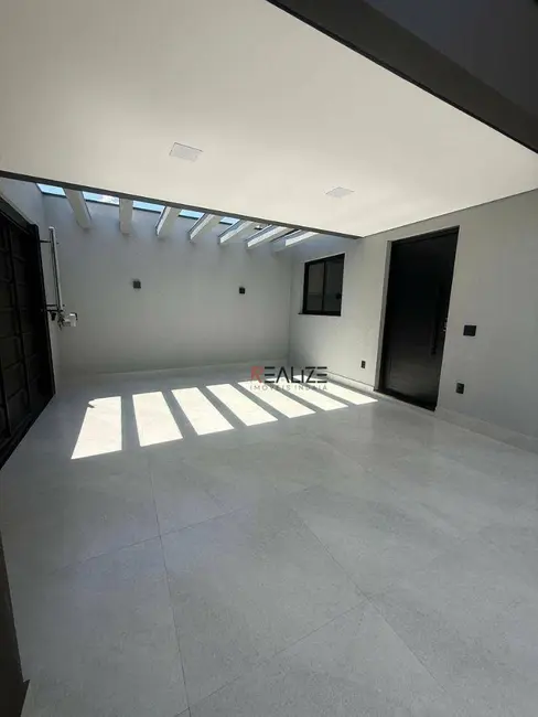 Foto 4 de Casa com 3 quartos à venda, 150m2 em Indaiatuba - SP