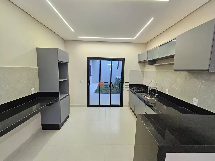 Foto 9 de Casa com 3 quartos à venda, 150m2 em Indaiatuba - SP