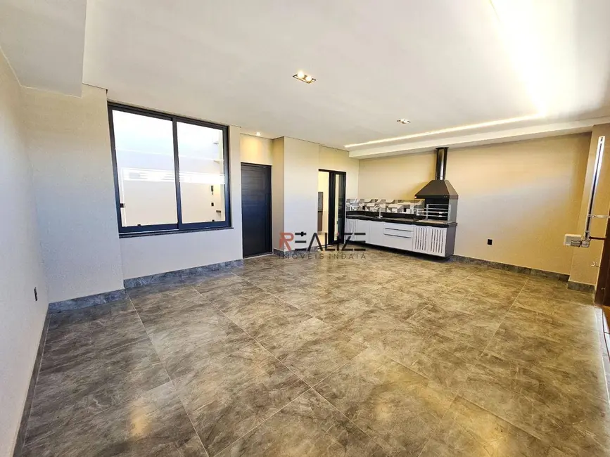 Foto 1 de Casa com 3 quartos à venda, 150m2 em Indaiatuba - SP