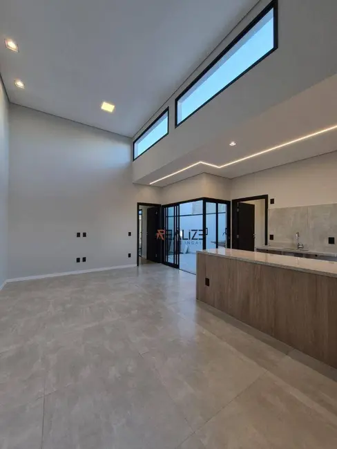 Foto 7 de Casa com 3 quartos à venda, 150m2 em Indaiatuba - SP
