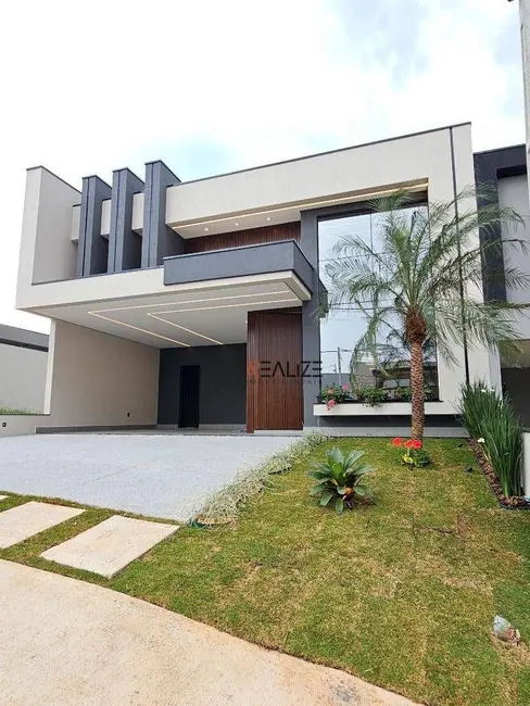Casa de Condomínio com 3 quartos à venda, 300m2 em Indaiatuba - SP - imagem 2 Foto 2 de Casa de Condomínio com 3 quartos à venda, 300m2 em Indaiatuba - SP