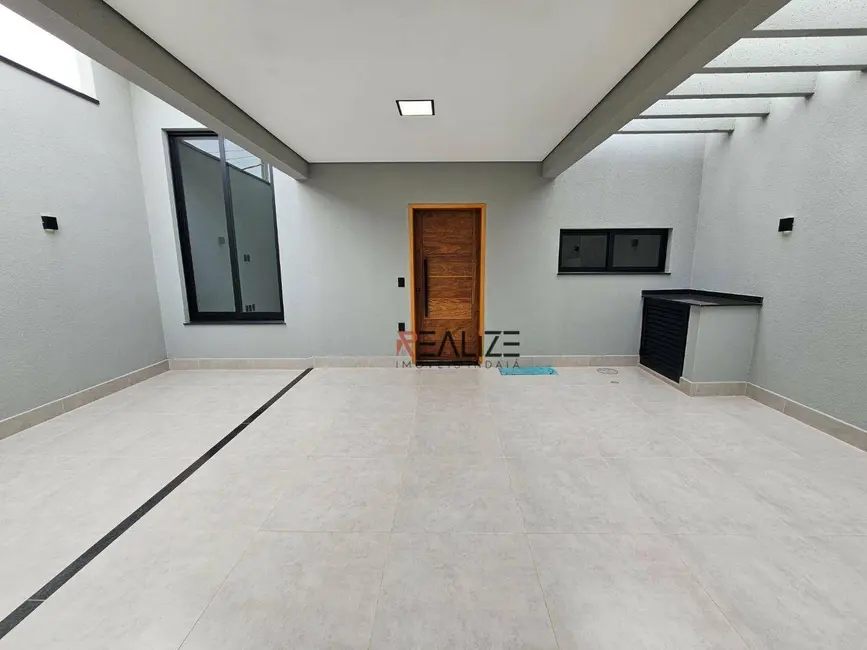 Foto 2 de Casa com 3 quartos à venda, 150m2 em Indaiatuba - SP