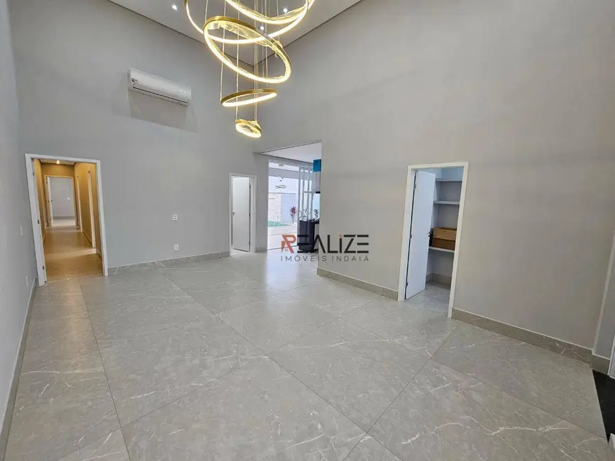 Casa de Condomínio com 3 quartos à venda, 300m2 em Indaiatuba - SP - imagem 3 Foto 3 de Casa de Condomínio com 3 quartos à venda, 300m2 em Indaiatuba - SP