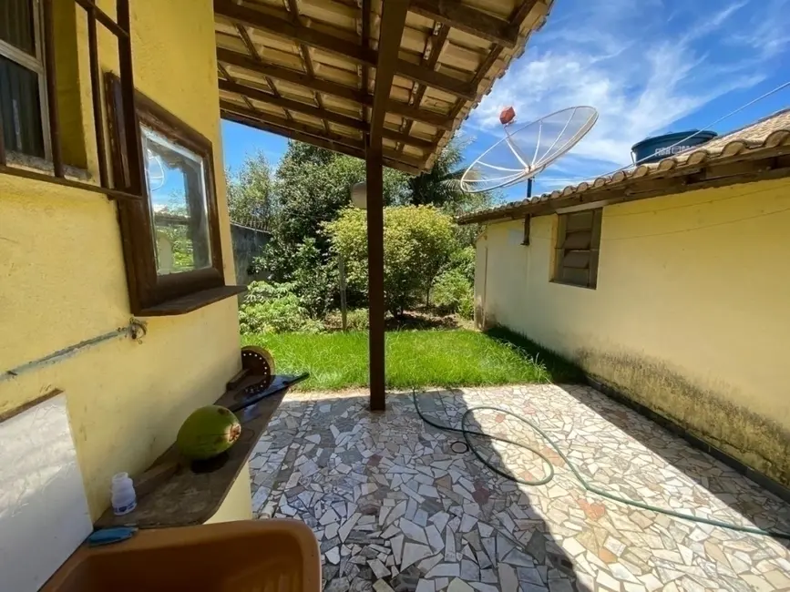 Casa com 2 quartos à venda, 360m2 em Balneário das Conchas, Sao Pedro Da Aldeia - RJ - imagem 5 Foto 5 de Casa com 2 quartos à venda, 360m2 em Balneário das Conchas, Sao Pedro Da Aldeia - RJ