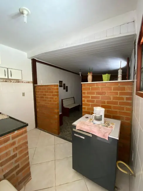 Casa com 2 quartos à venda, 360m2 em Balneário das Conchas, Sao Pedro Da Aldeia - RJ - imagem 8 Foto 8 de Casa com 2 quartos à venda, 360m2 em Balneário das Conchas, Sao Pedro Da Aldeia - RJ