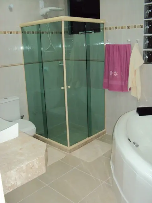 Casa com 4 quartos à venda, 360m2 em Bela Vista, Sao Pedro Da Aldeia - RJ - imagem 8 Foto 8 de Casa com 4 quartos à venda, 360m2 em Bela Vista, Sao Pedro Da Aldeia - RJ