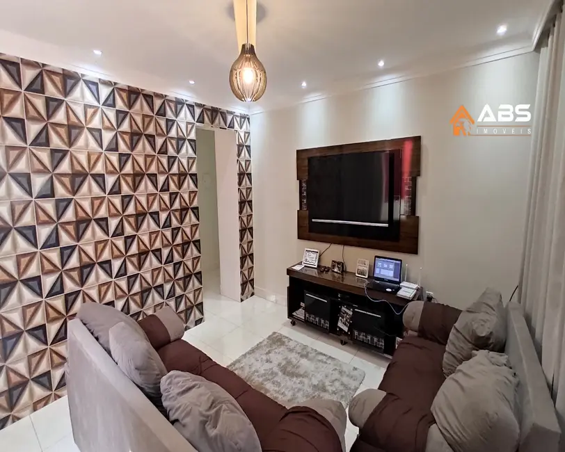 Foto 4 de Casa com 3 quartos à venda, 100m2 em Santa Maria, Brasilia - DF