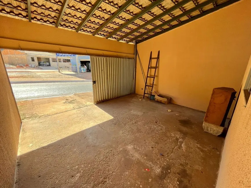 Casa com 2 quartos à venda, 50m2 em Ypiranga, Valparaiso De Goias - GO - imagem 4 Foto 4 de Casa com 2 quartos à venda, 50m2 em Ypiranga, Valparaiso De Goias - GO
