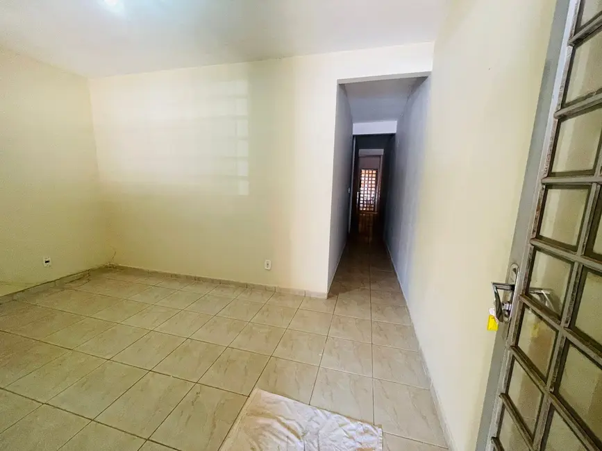 Casa com 2 quartos à venda, 50m2 em Ypiranga, Valparaiso De Goias - GO - imagem 5 Foto 5 de Casa com 2 quartos à venda, 50m2 em Ypiranga, Valparaiso De Goias - GO