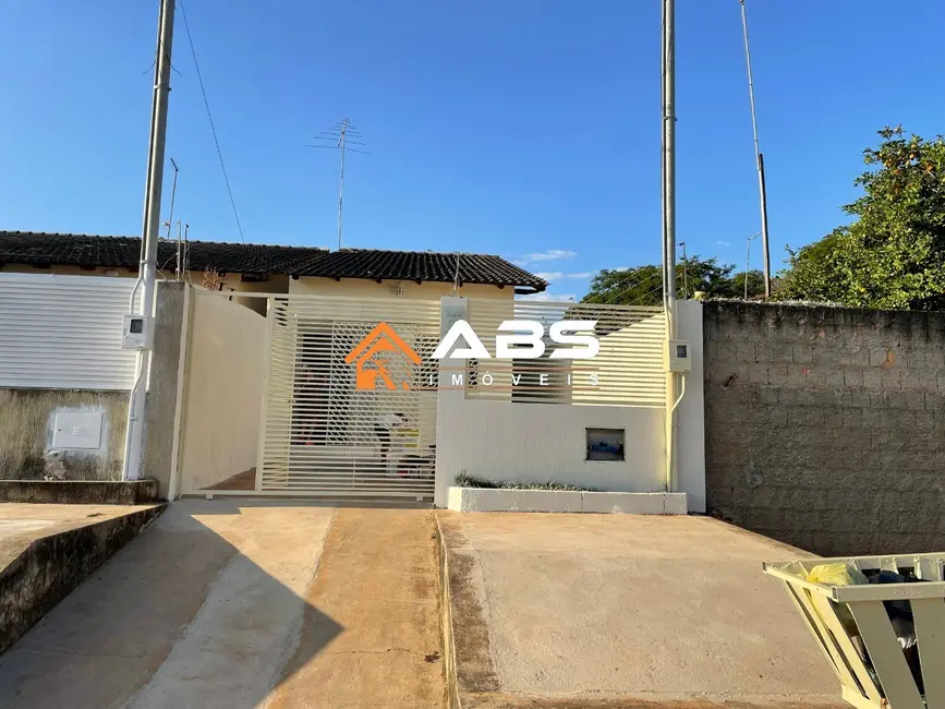 Foto 1 de Casa com 2 quartos à venda, 150m2 em Cidade Ocidental - GO