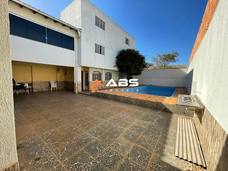 Casa com 4 quartos à venda, 360m2 em Valparaiso I - Etapa E, Valparaiso De Goias - GO - imagem 9 Foto 9 de Casa com 4 quartos à venda, 360m2 em Valparaiso I - Etapa E, Valparaiso De Goias - GO