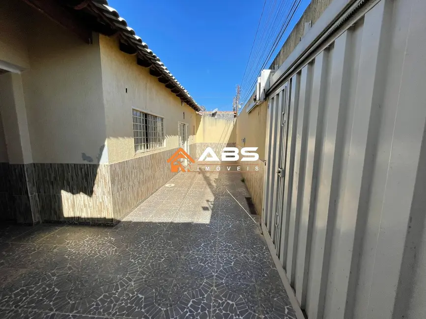 Casa com 4 quartos à venda, 360m2 em Valparaiso I - Etapa E, Valparaiso De Goias - GO - imagem 3 Foto 3 de Casa com 4 quartos à venda, 360m2 em Valparaiso I - Etapa E, Valparaiso De Goias - GO